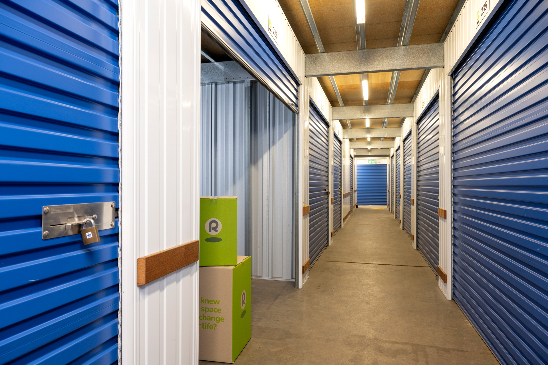 Inside a self storage facility with Roomia packing box