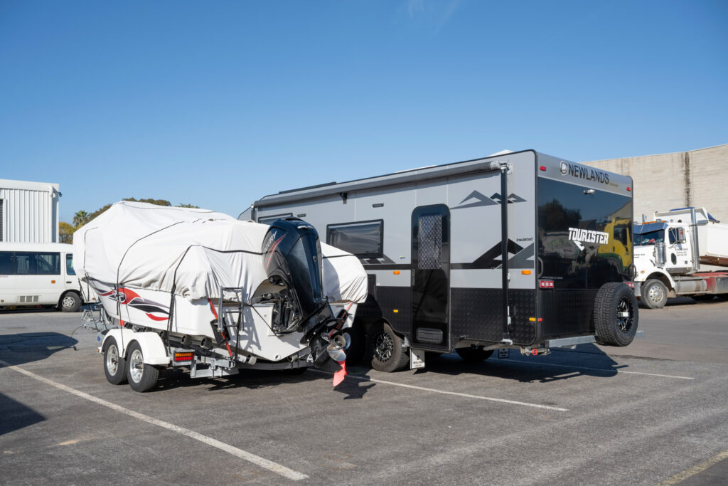 Vehicle parking at Roomia Beverley